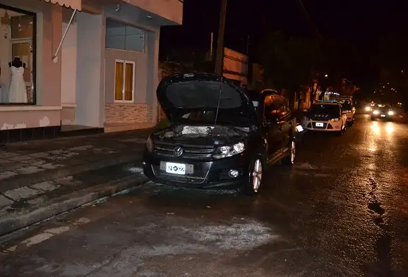 Choque: Mujer golpeó su cabeza contra el asfalto y quedó internada 
