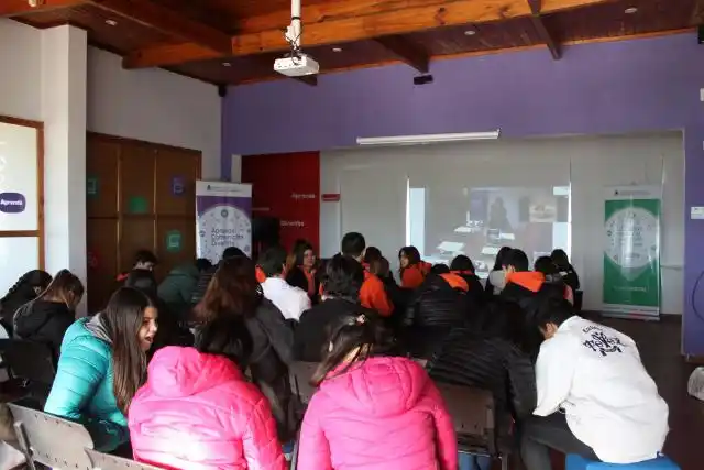 Punto Digital: Se realizó una videoconferencia sobre Violencia de Género en el Noviazgo