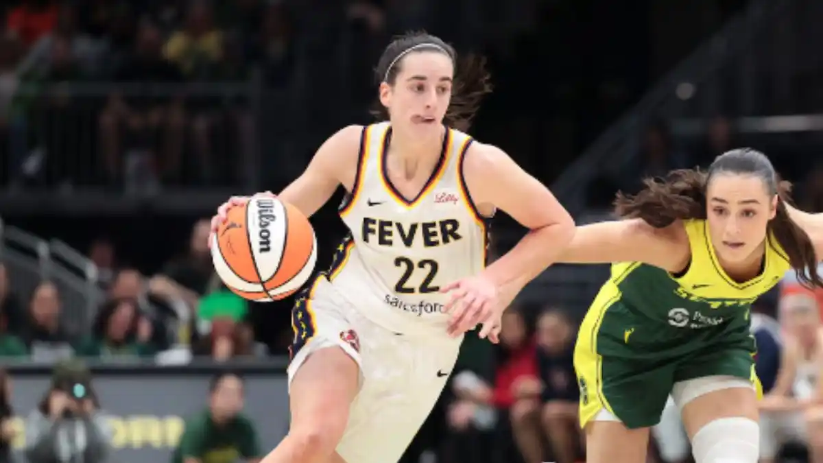 La estrella del baloncesto recordó que tenía una camiseta de Peyton Manning cuando era niña