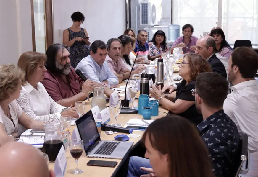 Kicillof ofertó un 40% de aumento
