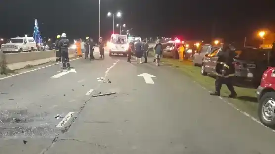 Siniestro fatal en la Ruta 11: un hombre perdió la vida tras un choque frontal entre dos autos