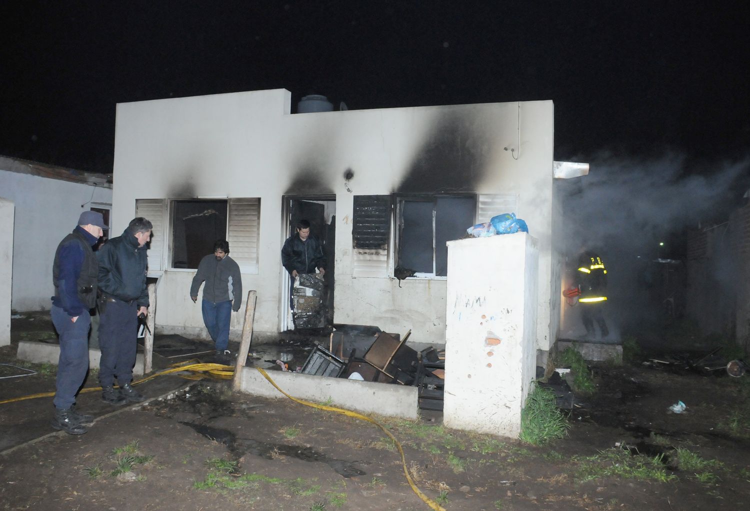 Condenado por golpear brutalmente  a su pareja e incendiarle la casa