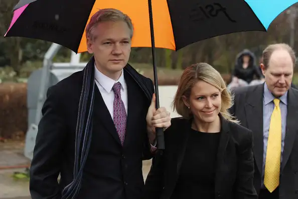 Assange, dispuesto a cooperar con las autoridades de Suecia