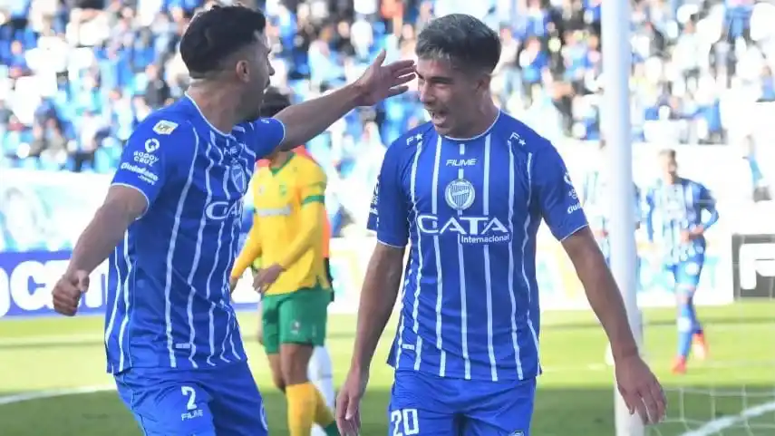 Godoy Cruz lo remontó y le ganó a Defensa y Justicia