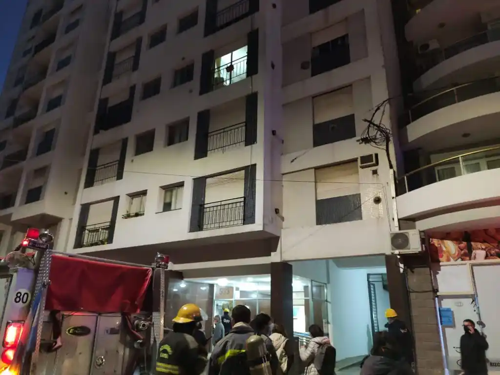 Inspeccionaron el edificio Berroeta y la semana próxima podrán pedir los medidores de gas