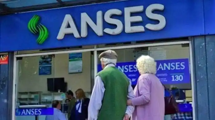 El lunes 2 de agosto comienza el pago del bono de 5000 pesos para Jubilados y Pensionados   