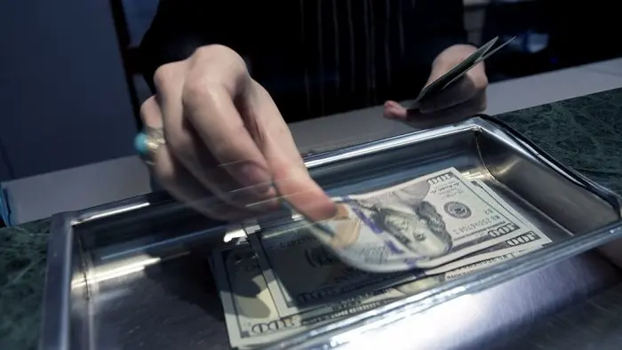 El dólar bajó a $ 22,28 tras la nueva suba de tasas y los anuncios del Gobierno