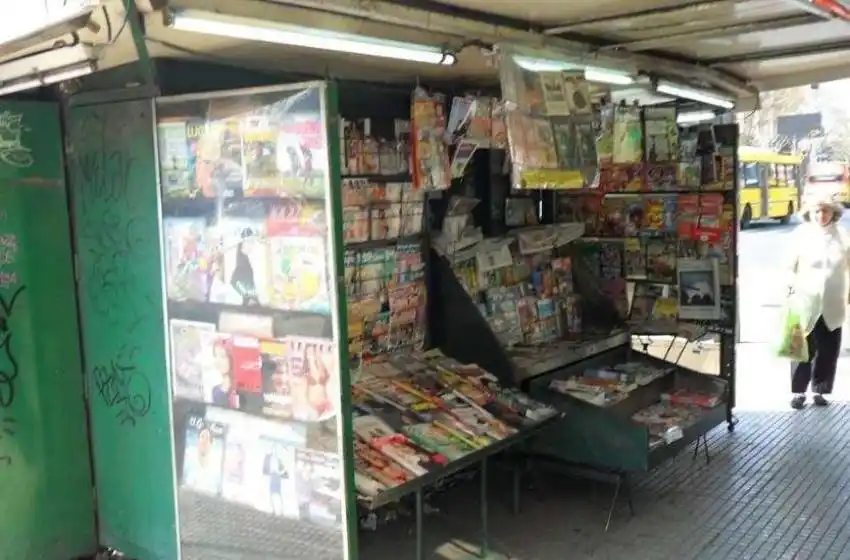 Las compras por internet se podrán retirar en los kioscos de diarios