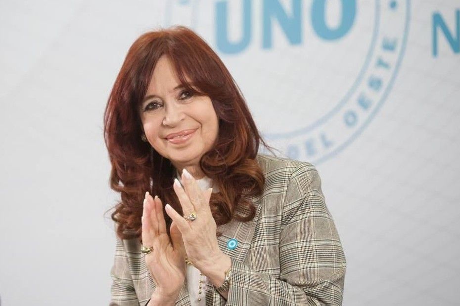 Cristina se inclinó en su lista por referentes del interior, intendentes del conurbano bonaerense y sindicalistas.