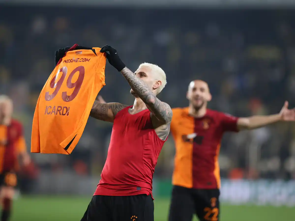 Icardi decoró la goleada de Galatasaray 
