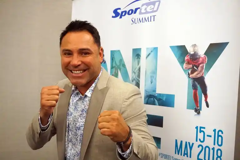 Con 48 años, De la Hoya volverá a subirse al ring