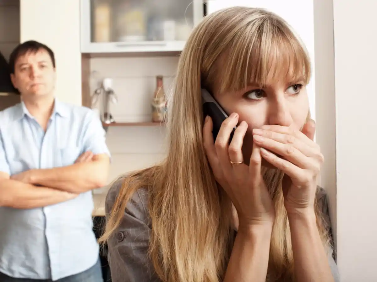 El dinero, ¿favorece la infidelidad?