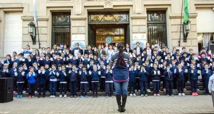 Fray Cayetano y los estudiantes, protagonistas de los festejos  del Bicentenario de la Independencia