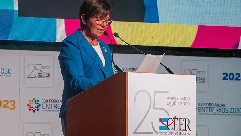 En su XVI Foro Anual, el CEER celebró 25 años de vida institucional