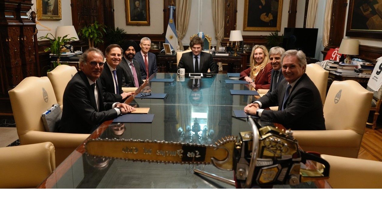Javier Milei, encabezó este miércoles un encuentro con el titular del Grupo Banco Mundial, Ajay Banga