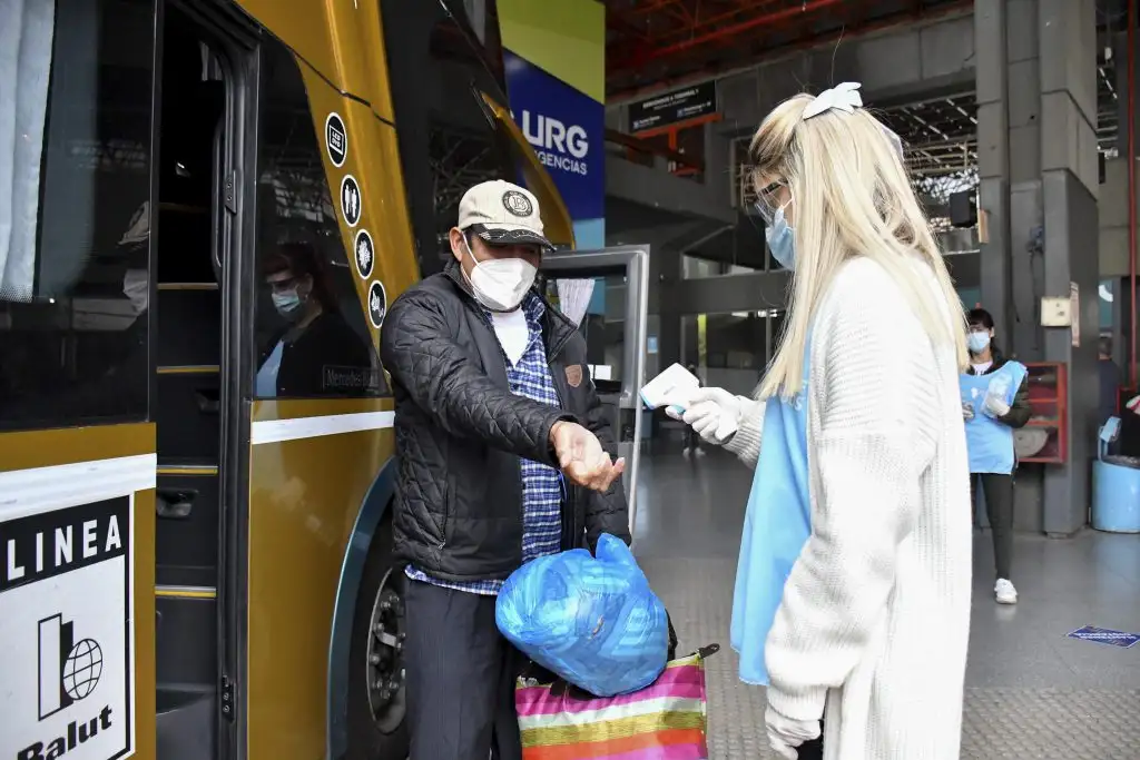 Volvió el servicio de micros en varias de las provincias