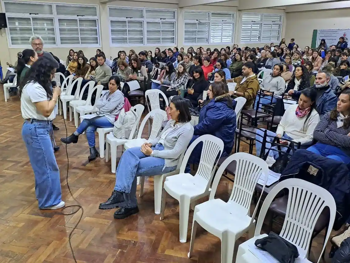 Docentes participaron de un taller sobre evaluación en el marco del ciclo de charlas de AGMER