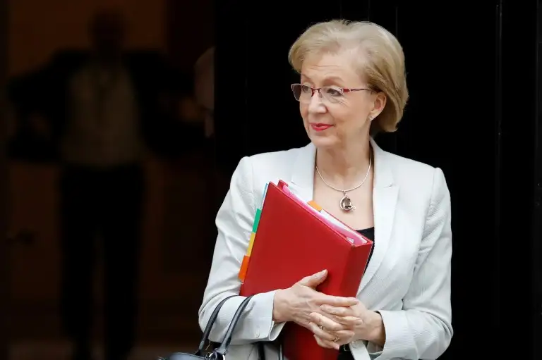 Theresa May volverá a someter el acuerdo de Brexit al Parlamento pero parcialmente