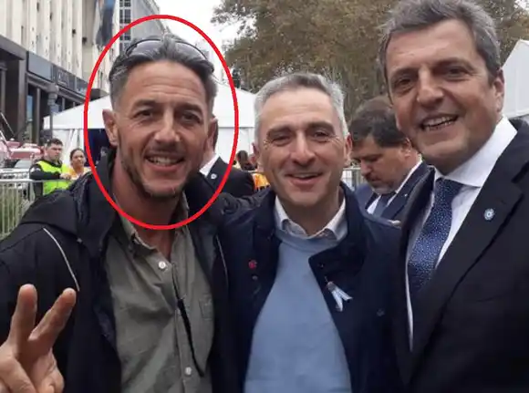 Identificaron y pidieron la detención del entrerriano  que le lanzó una botella al Presidente