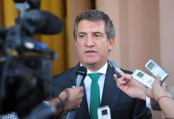 Urribarri se defendió en Facebook y dijo que "se conocerá la verdad"