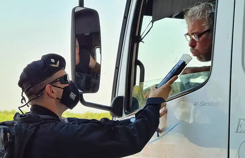 La provincia incorporó nuevos alcoholímetros y este fin de semana se detectó un aumento del 58% en alcoholemias positivas