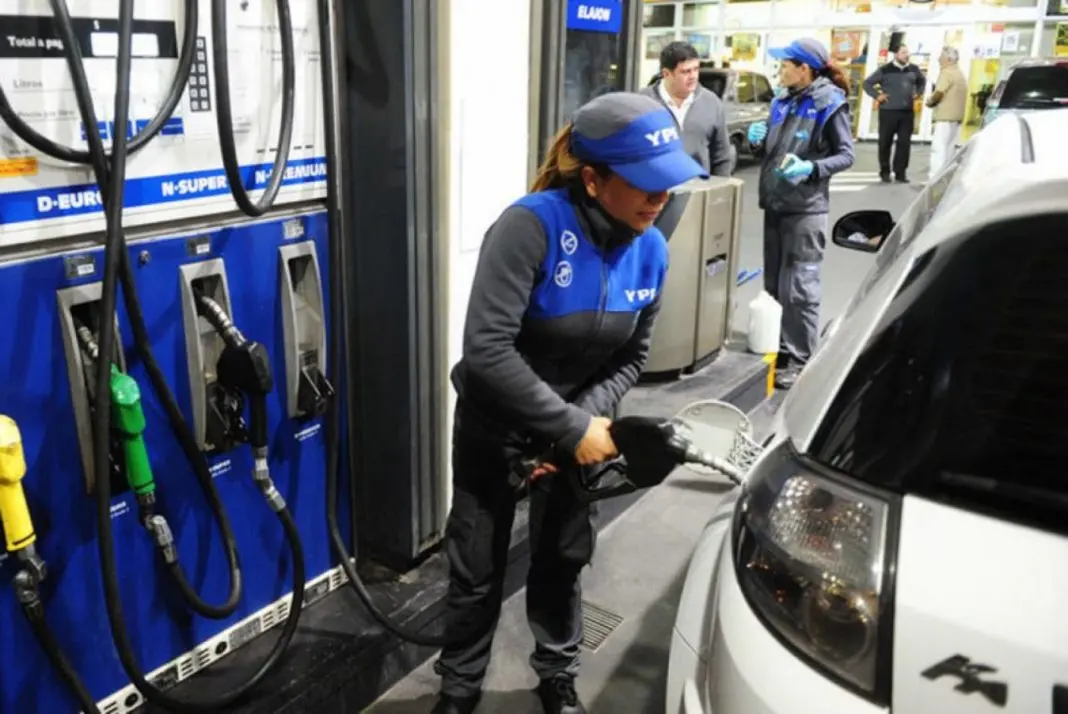 Venta de combustibles: el sector atraviesa la peor crisis en 15 años