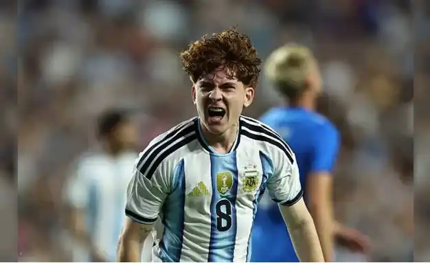 Valentín Barco Valentín Barco anotó el primer gol del partido par Argentina en el amistoso ante Islandia.