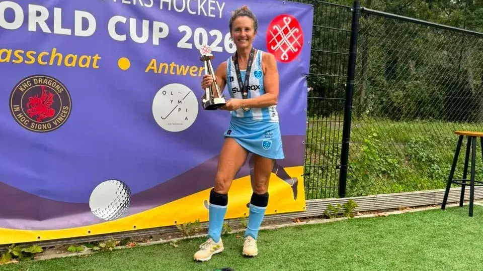 Natalia Herfurth, campeona del mundo en hockey master +55