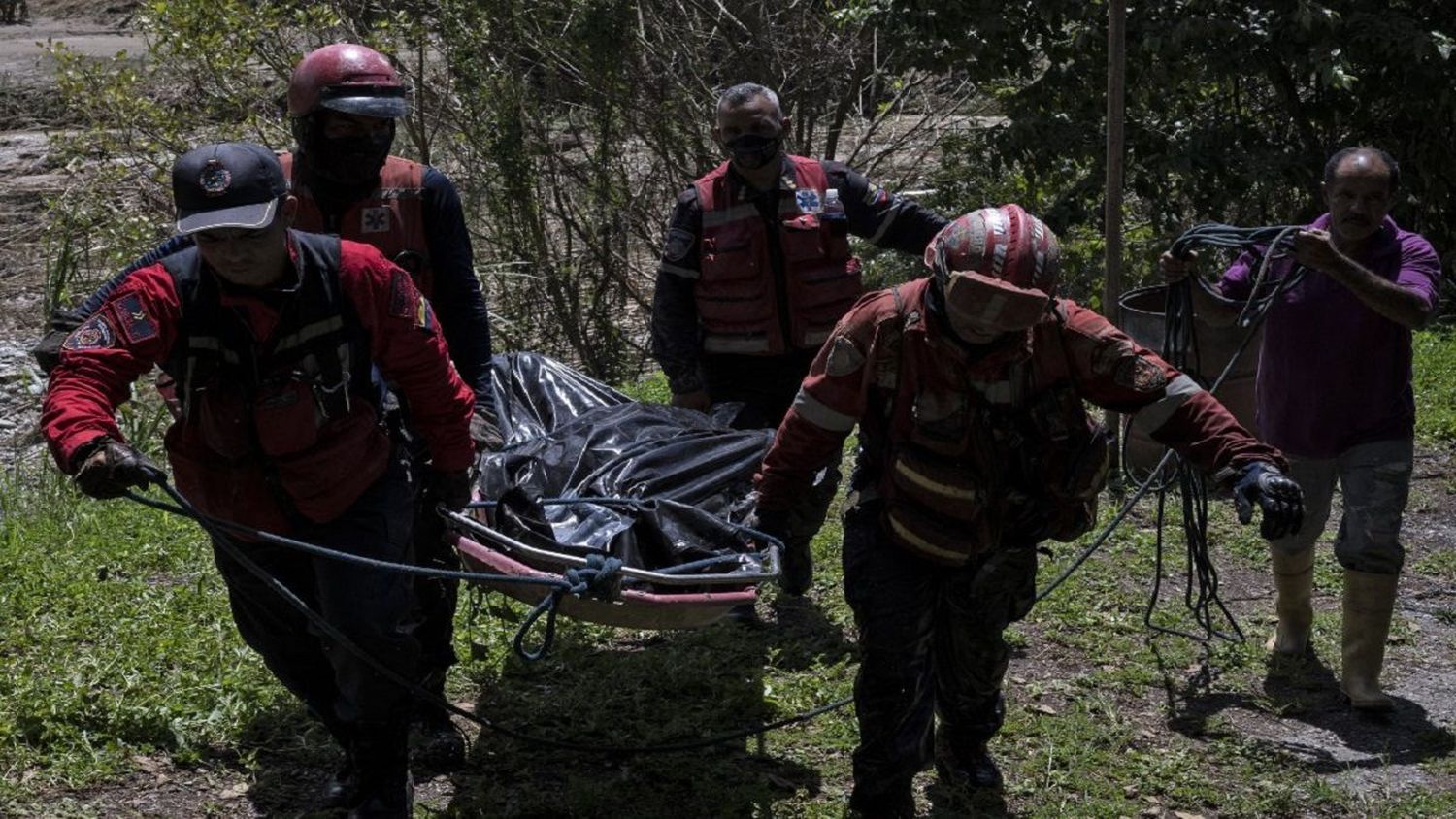 SIGUEN APARECIENDO CUERPOS en los Valles del Tuy provenientes de Las Tejerías (+FOTOS)