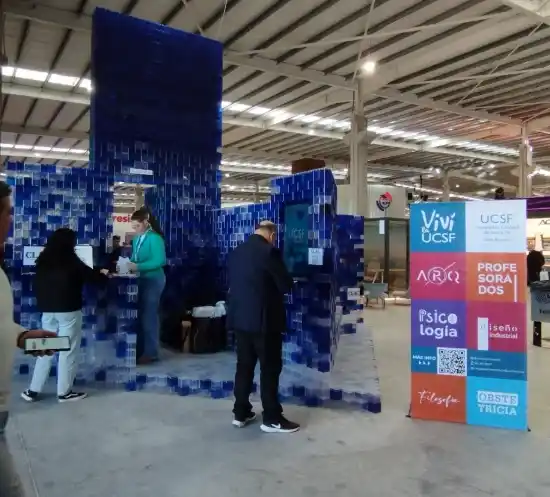 El innovador stand de la UCSF en la Expocon.