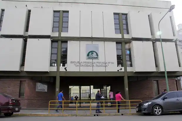 Confirmaron dos casos de meningitis viral en la Escuela Sagrada Familia 