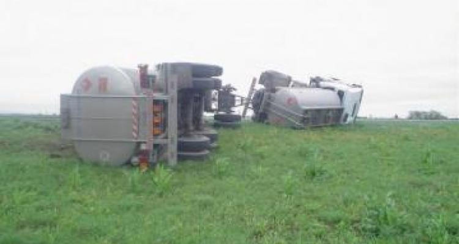 Vuelco y caos vehicular en la Ruta 9