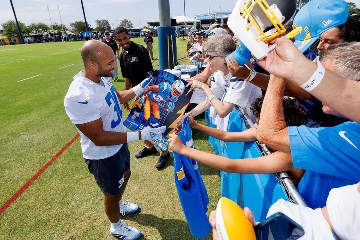 La estrella de la NFL que casi pierde todo su dinero por una app
