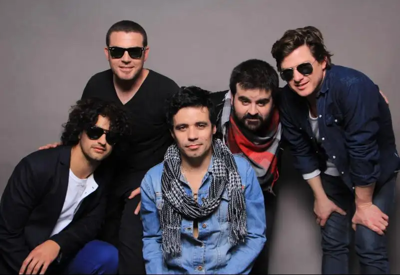 La banda sostiene un sonido clásico, con referencia en The Rolling Stones.