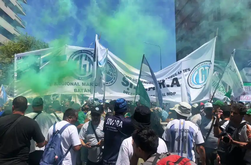 El gremio busca mejorar las condiciones laborales de la venta ambulante.