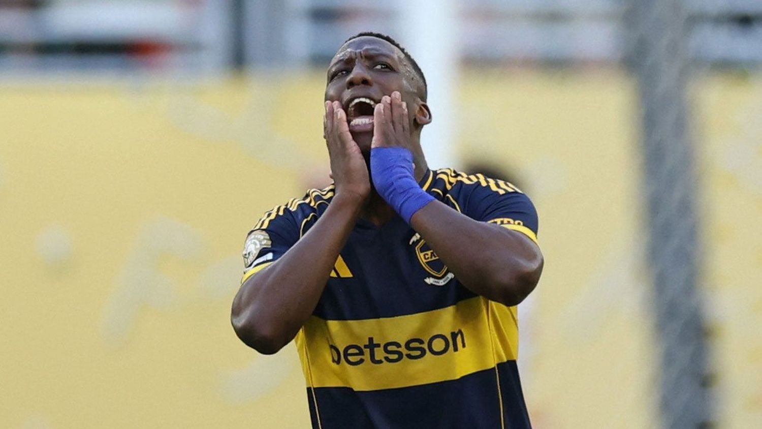 Boca viene de empatar con el Benfica de Di María y Otamendi.