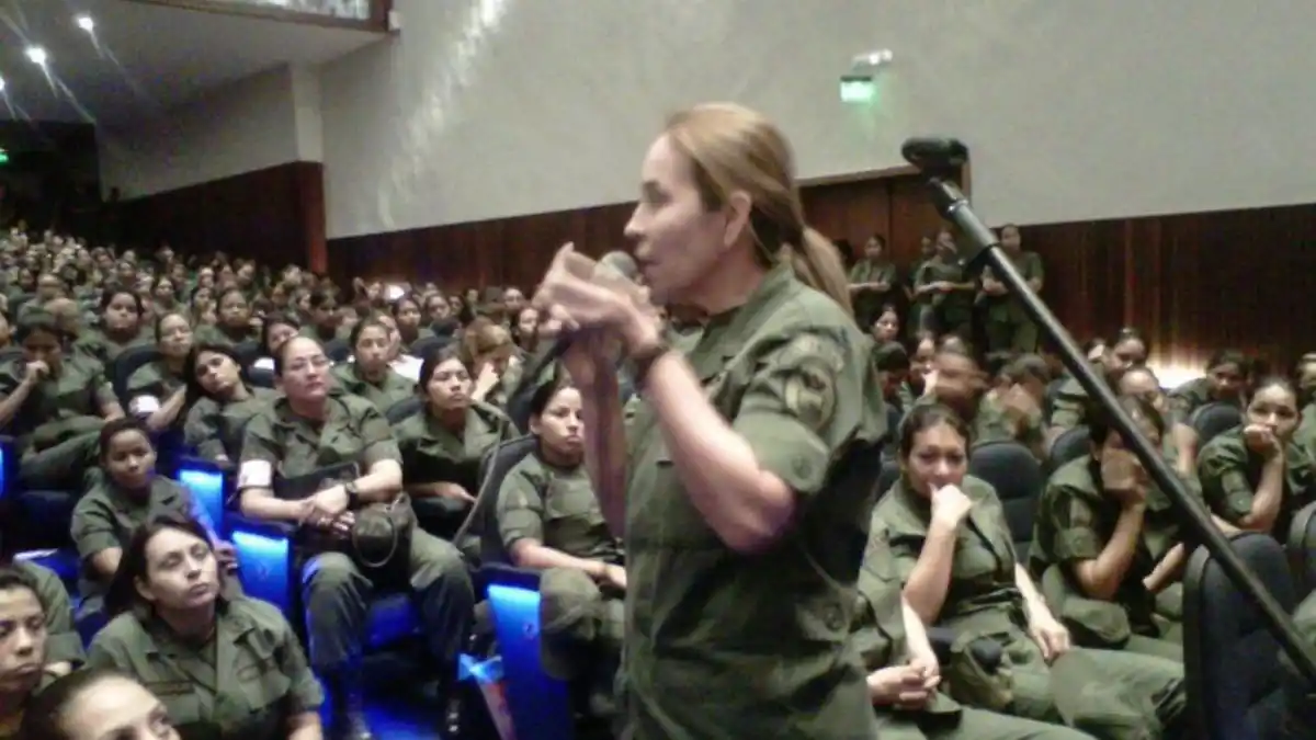 Una MILITAR DE ALTO RANGO estará a cargo del ministerio del Servicio Penitenciario