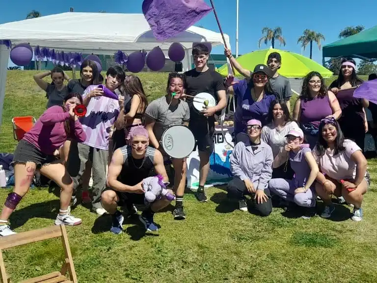 Fiesta de la Primavera y Día del Estudiante con gran marco en la Costanera