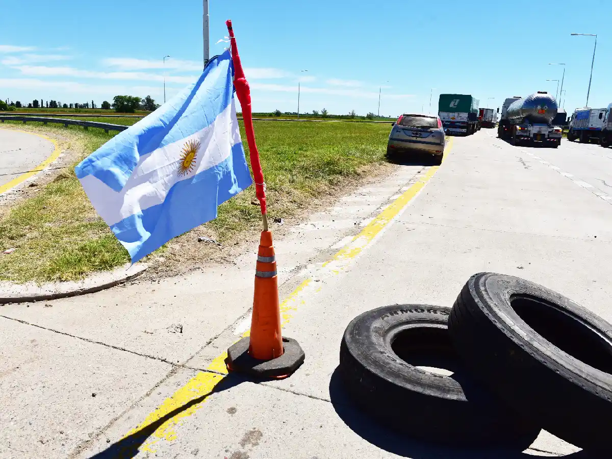 Acuerdan aumento del 22,5% para fletes interjurisdiccionales