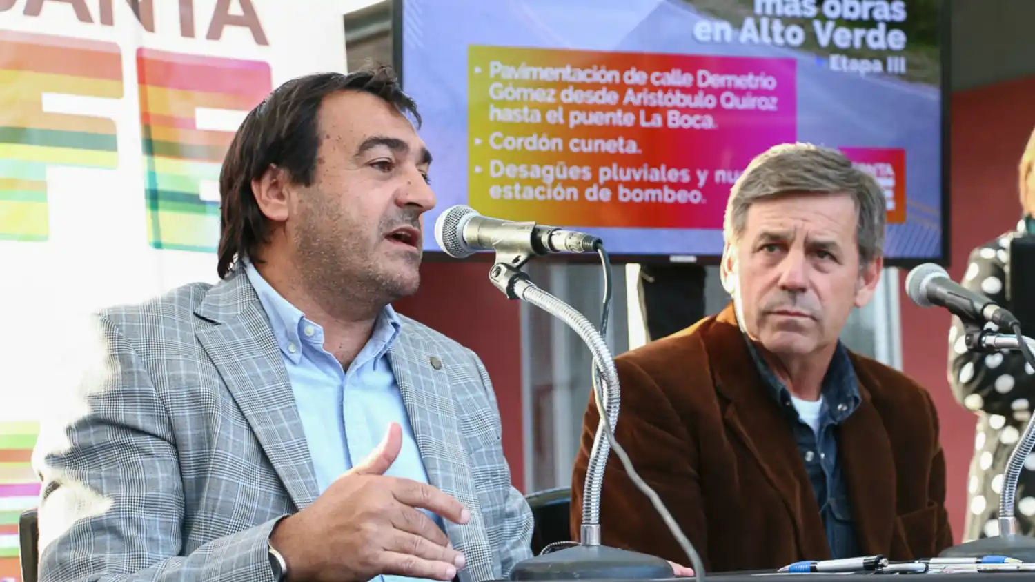 Cuatro ofertas para la obra de pavimento en Alto Verde