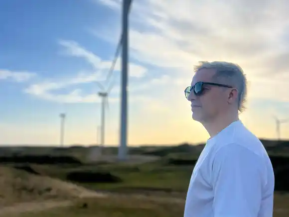 Ángel De Brito: “Necochea desde chico me hace muy feliz”