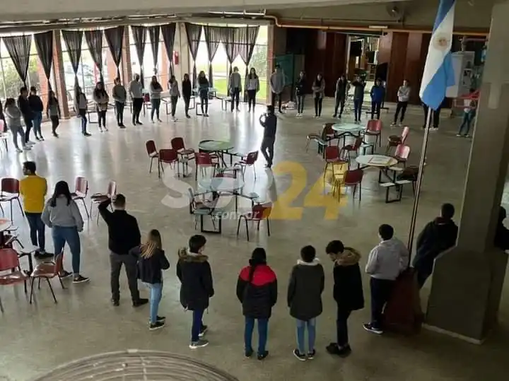 Firmat: más de 700 jóvenes participaron de talleres de prevención del bullying y otras violencias