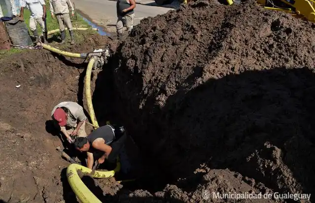 Obras Sanitarias trabaja intensamente para resolver el problema del caño de agua 