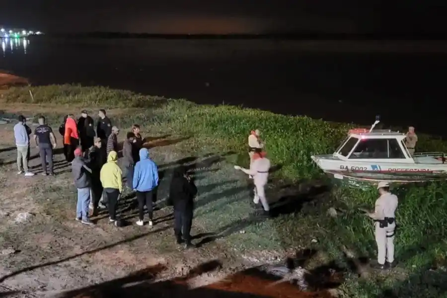 Se le hundió el bote y ahora está desaparecido: buscan intensamente a un pescador en el Paraná