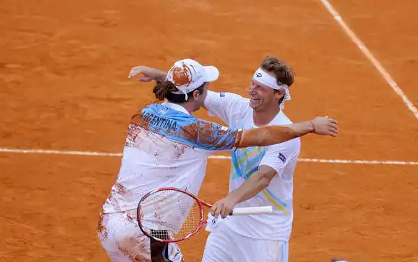 Copa Davis: Argentina venció en el dobles y está en cuartos