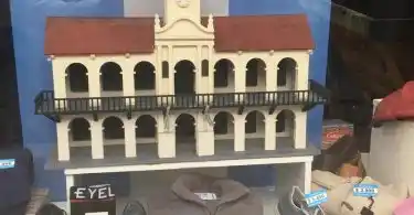 Rodriggi Vidriera cabildo 2