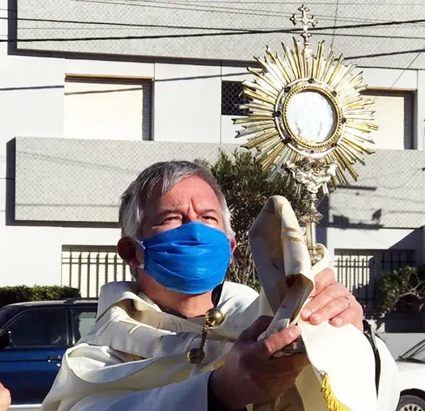 Se realizó la celebración del Corpus Christi