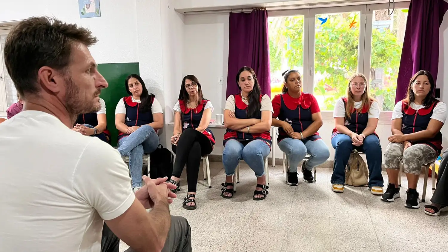 El Jardín Maternal Municipal de San Vicente avanza en la planificación del nuevo ciclo lectivo y en mejoras edilicias para garantizar espacios adecuados para las infancias. - 1