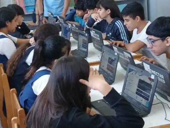 El Ministerio de Cultura y Educación aprobó
los diseños curriculares para el ciclo 2026