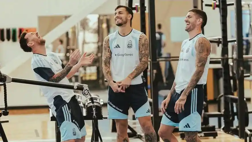 Clima distendido en la concentración nacional en Estados Unidos. Foto: IG @afaseleccion